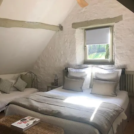 Panzió De Laval Saint-Cirq-Lapopie