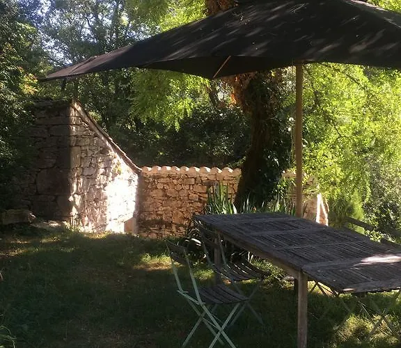 Bed & Breakfast De Laval Saint-Cirq-Lapopie