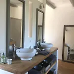 Bed and Breakfast De Laval Saint-Cirq-Lapopie